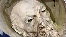 Zabytkowa rzeźba z Dylewa odzyskana. Unikatowy pomnik odnaleziony po latach Zabytkowa rzeźba z Dylewa odzyskana. Unikatowy pomnik odnaleziony po latach